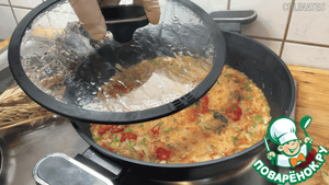 Яичница с булгуром и помидорами Яичница с булгуром и помидорами