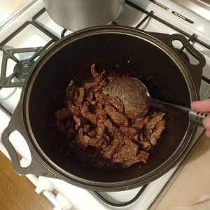 Гречневая лапша с говядиной и овощами Гречневая лапша с говядиной и овощами