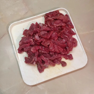 Гречневая лапша с говядиной и овощами Гречневая лапша с говядиной и овощами