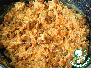 Менемен с фасолью и луком