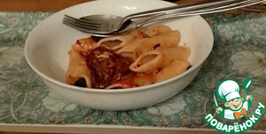 Паста в соусе из запечённых перцев