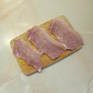 Свинина на шпажках с беконом и картофелем Свинина на шпажках с беконом и картофелем