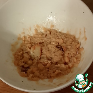 Зелёный лук с жареным чесноком, нутом