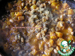 Фасоль с тыквой и яблоком