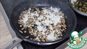 Фрикасе из цуккини и курицы