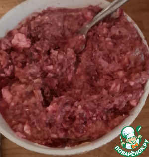 Котлеты с яблоком, свеклой и фета