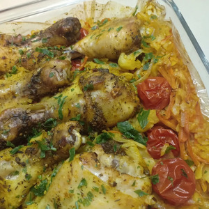 Куриные ножки, запеченные в рукаве, с рисом и овощами