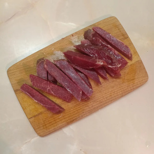 Мясо с фасолью в томатном соусе