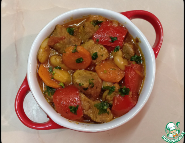 Свинина с фасолью и овощами Свинина с фасолью и овощами