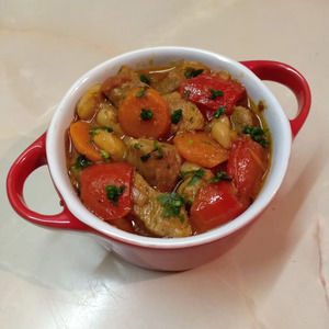 Свинина с фасолью и овощами Свинина с фасолью и овощами